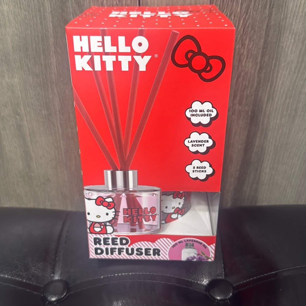 New Sitting Hello Kitty In Red Reed Lavender Glass Diffuser In Box By Sanrio